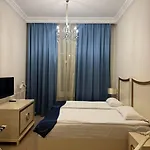 Metro Hotel Apartments