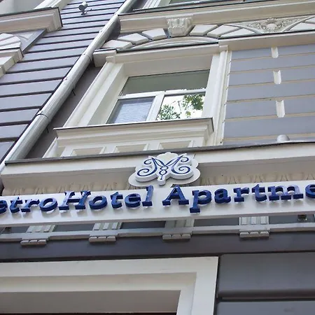 Metro Hotel 3*