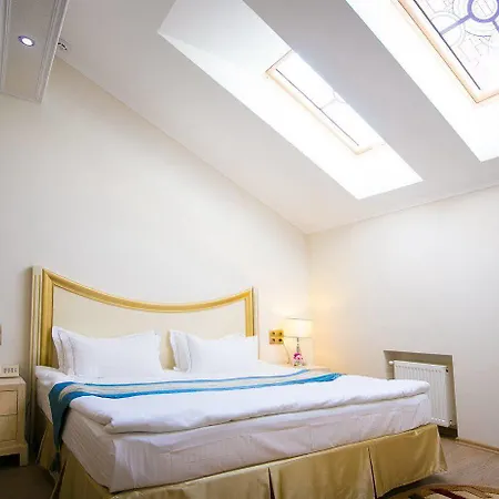 Hotel Metro 3*