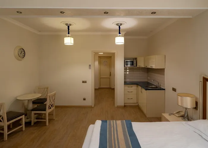 Hotel Метро Готель Апартаменти