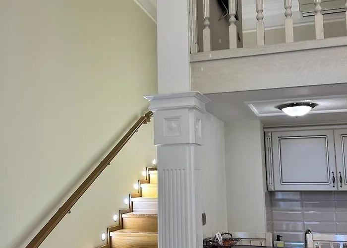 Метро Готель Апартаменти Odessa