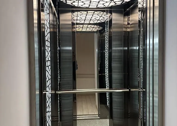 ホテル メトロ ホテル アパートメンツ