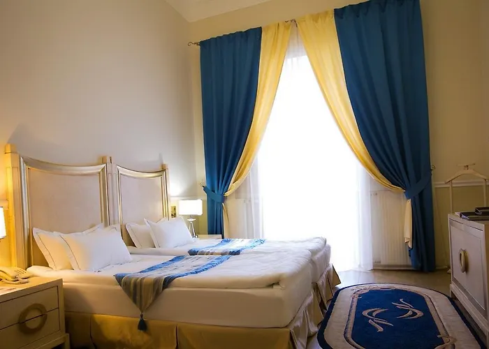 Метро Готель Апартаменти 3*