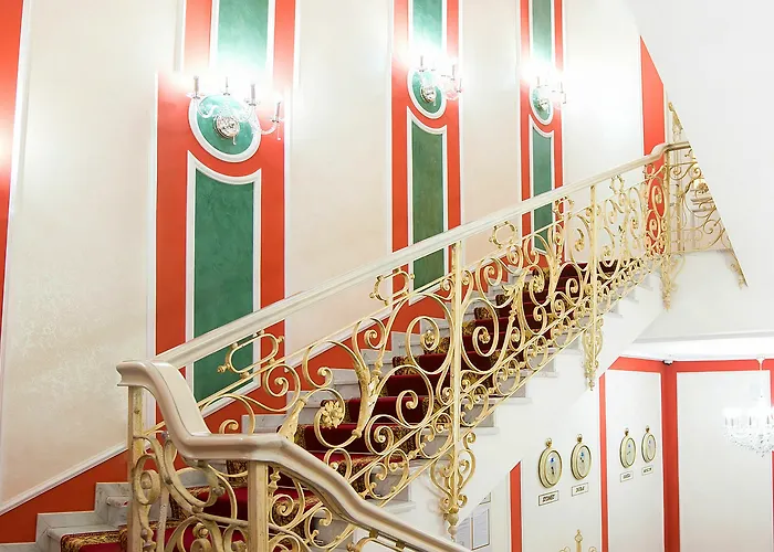 Метро Готель Апартаменти 3*