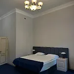 Отель Метро Готель Апартаменти