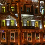 Метро Готель Апартаменти Отель 3*