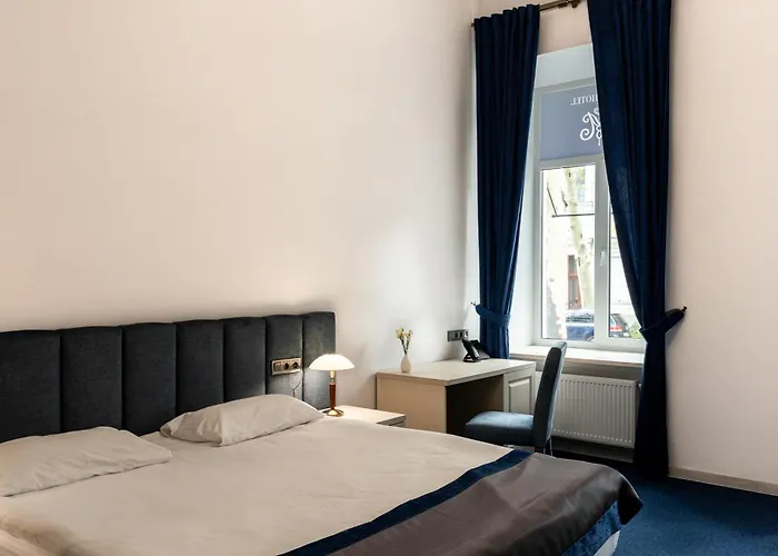 Метро Готель Апартаменти Hotel