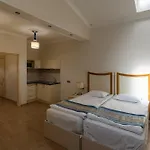 Metro Hotel Apartments