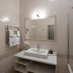 Metro Hotel Apartments