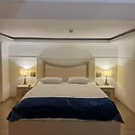 Metro Hotel Apartments Hotel
